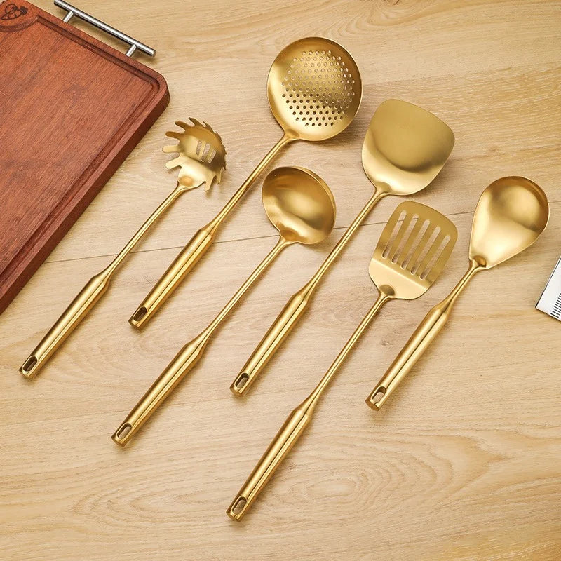 Stainless Steel Gold Suppenlöffel Pfannenwender Noodle Colander Hot Pot Spoon Rice Spoon Kitchen Cooking Frying Tool - GYLDNE GRÆNSE Gourmet Online Shop