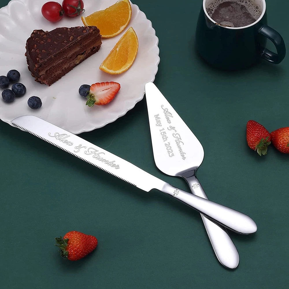 Personalisiertes Edelstahl Hochzeit Kuchen Messer Set Custom Name Kuchen Dekoration Geschirr Messer und Gabel Braut Party Geschenk - GYLDNE GRÆNSE Gourmet Online Shop