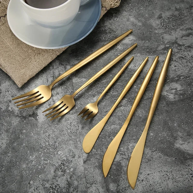 Mattgold 18/10 Edelstahl Luxus Besteck Geschirr Geschirr Messer Löffel Gabel Essstäbchen Besteck Set Spülmaschinenfest - GYLDNE GRÆNSE Gourmet Online Shop