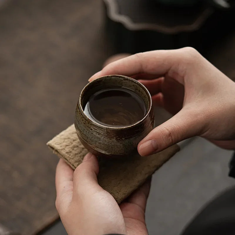 Japanisch handgemachte raue Keramik Teetasse Keramik Kung Fu Teeset Einzeltasse Antik Stil Ruhiger Pfad Antik Handwerkskunst Geschenk - G﻿YLDNE GRÆNSE Gourmet Online Shop 