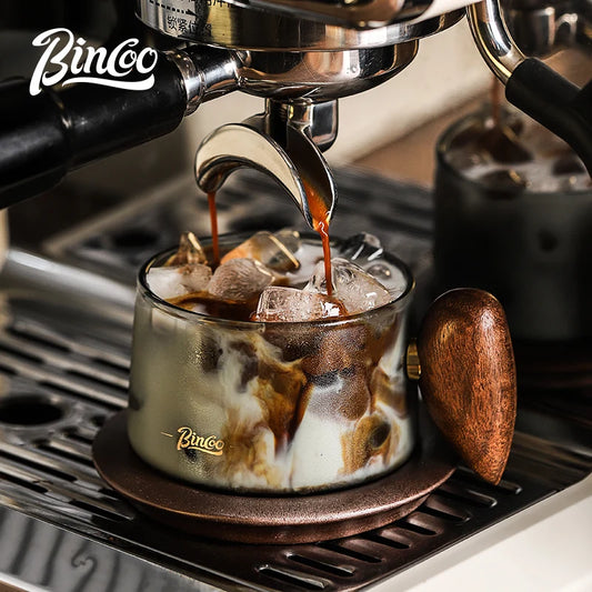 Bincoo Kaffeetasse und Untertasse Set High-End exquisiter Walnuss-Untersetzer mit Löffel-Isolierpad Hochwertige Kaffeeglastasse - G﻿YLDNE GRÆNSE Gourmet Online Shop 